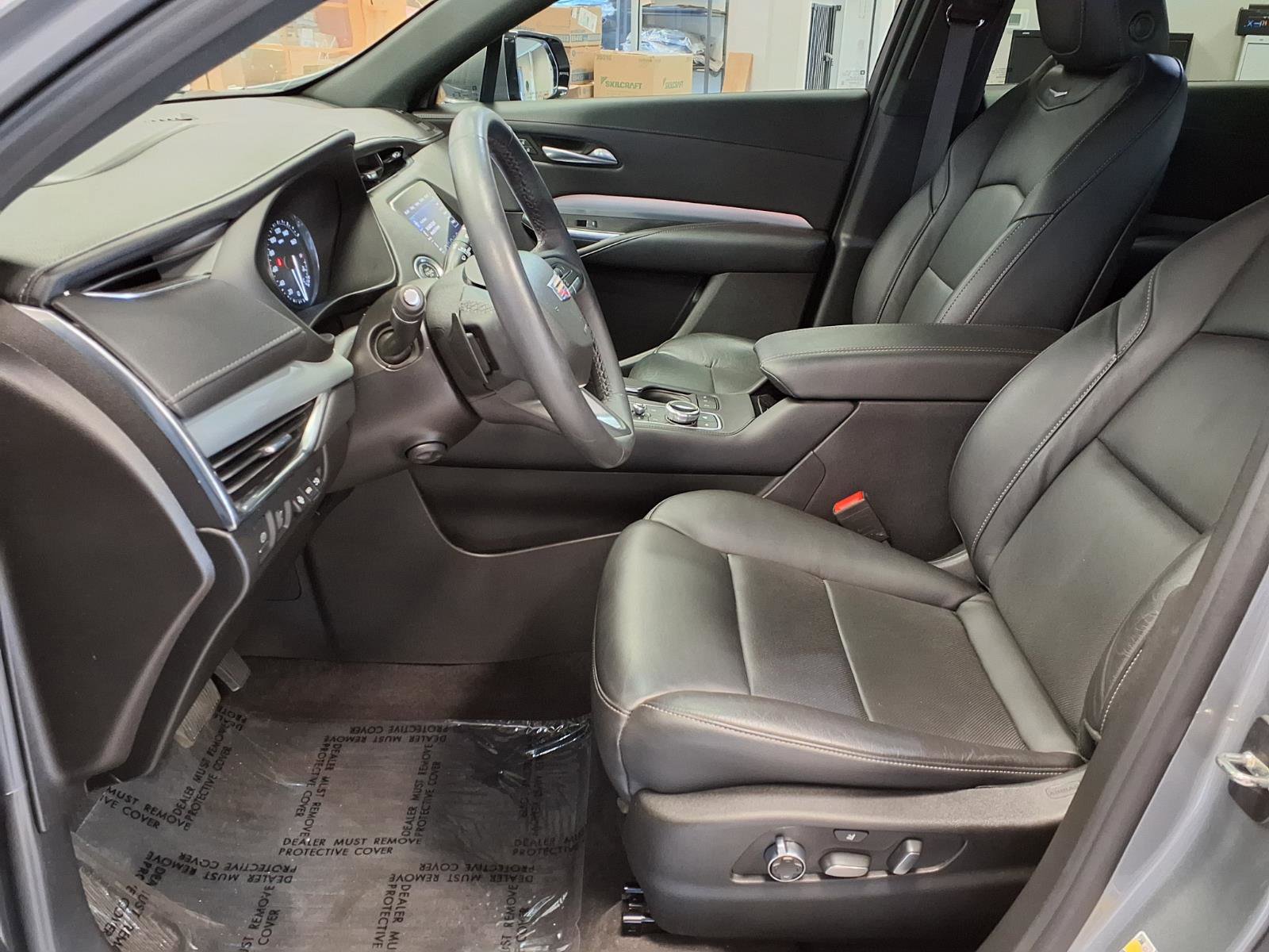 Certified 2023 Cadillac XT4 Premium Luxury w/ Technology Package FWD image 21