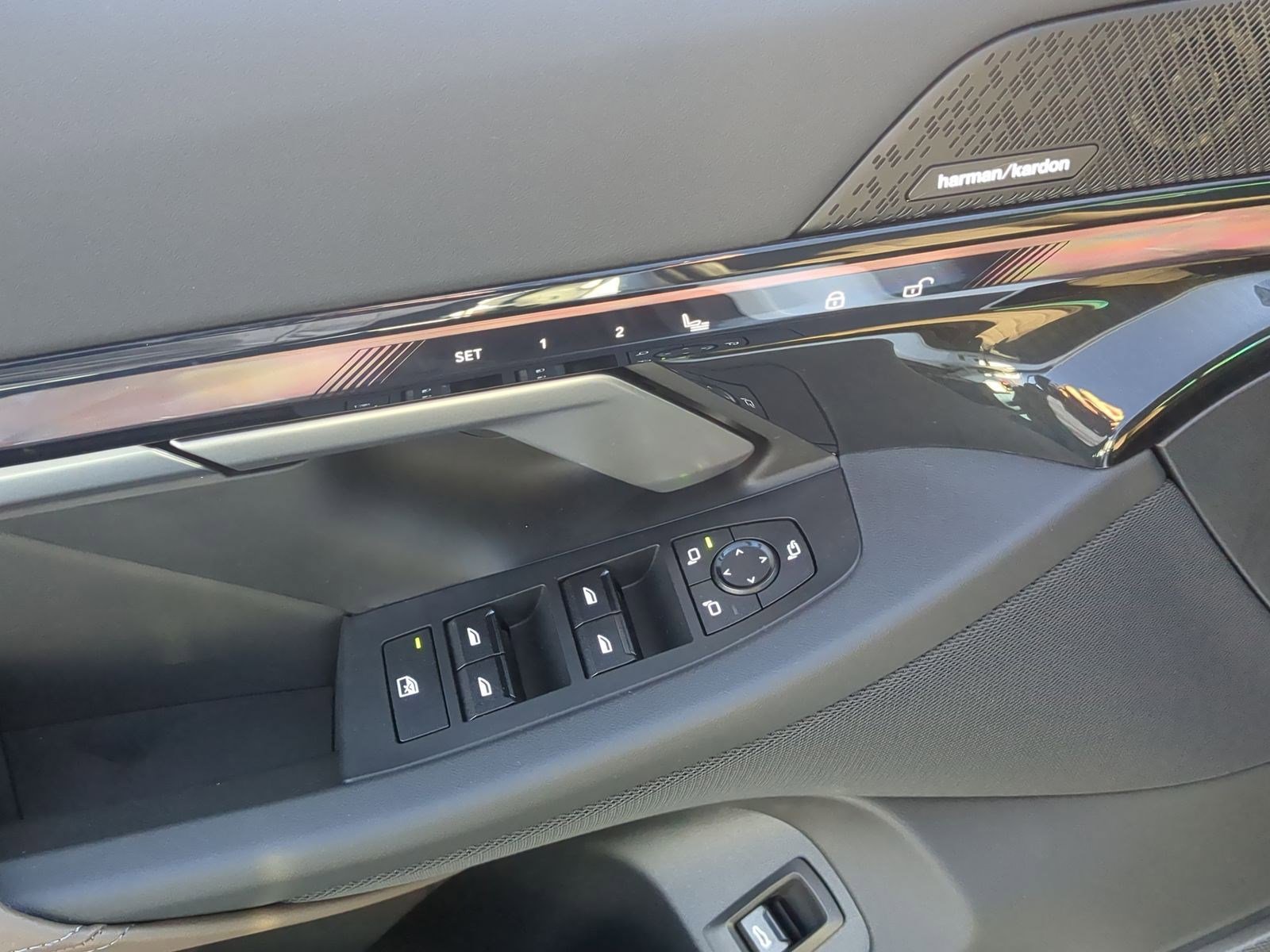 Certified 2025 BMW i5 eDrive40i w/ Premium Package image 14