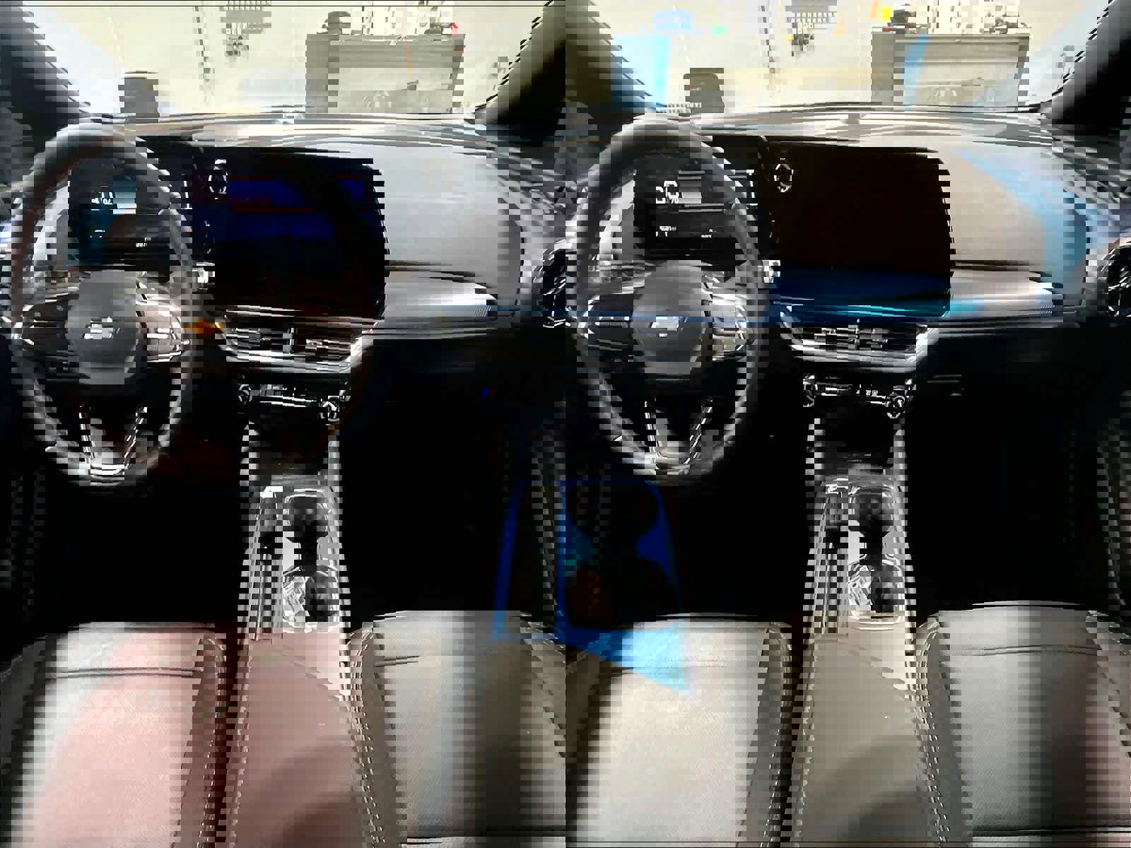 Used 2025 Chevrolet Equinox EV LT w/ Convenience Package image 21