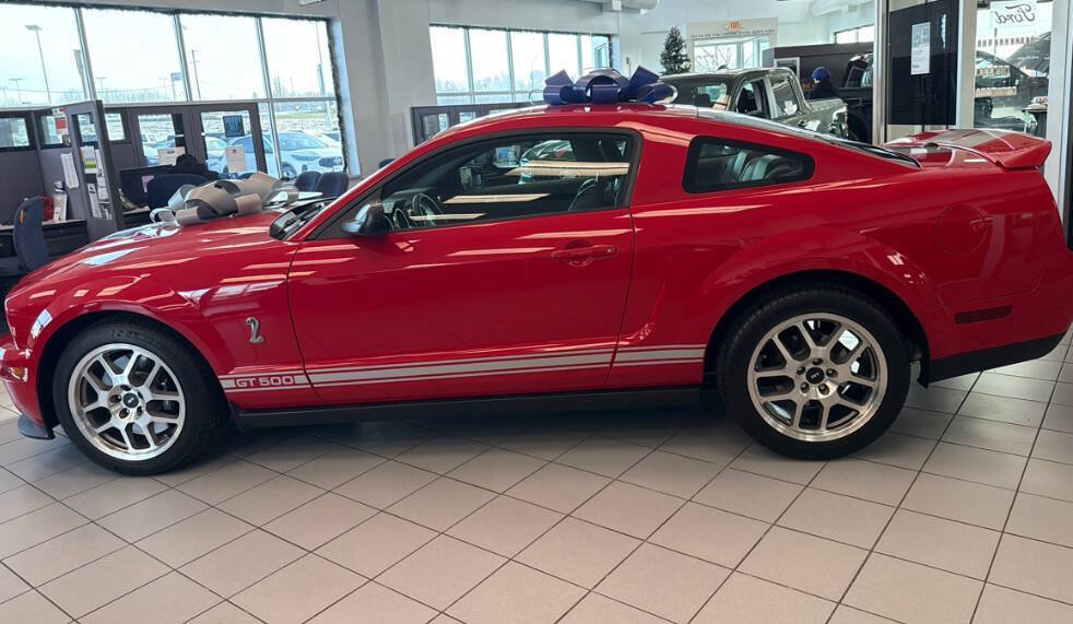 Used 2009 Ford Mustang Shelby GT500 RWD image 5