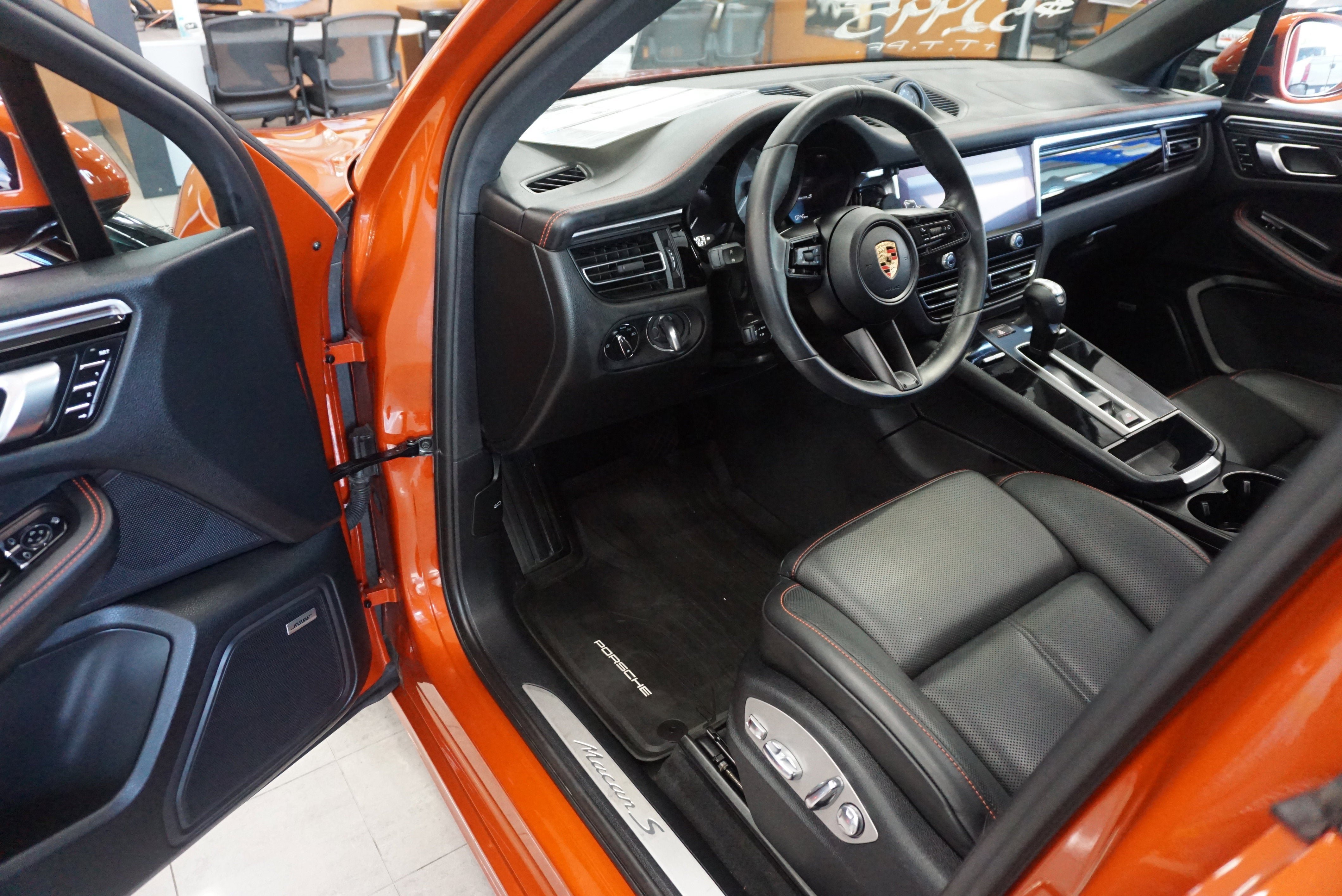 Used 2022 Porsche Macan S AWD/4WD image 8