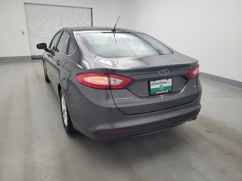 Used 2015 Ford Fusion SE FWD image 6