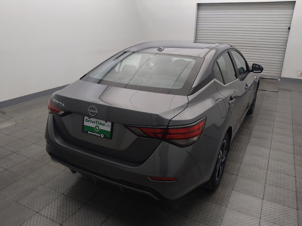 Used 2025 Nissan Sentra SV FWD image 7
