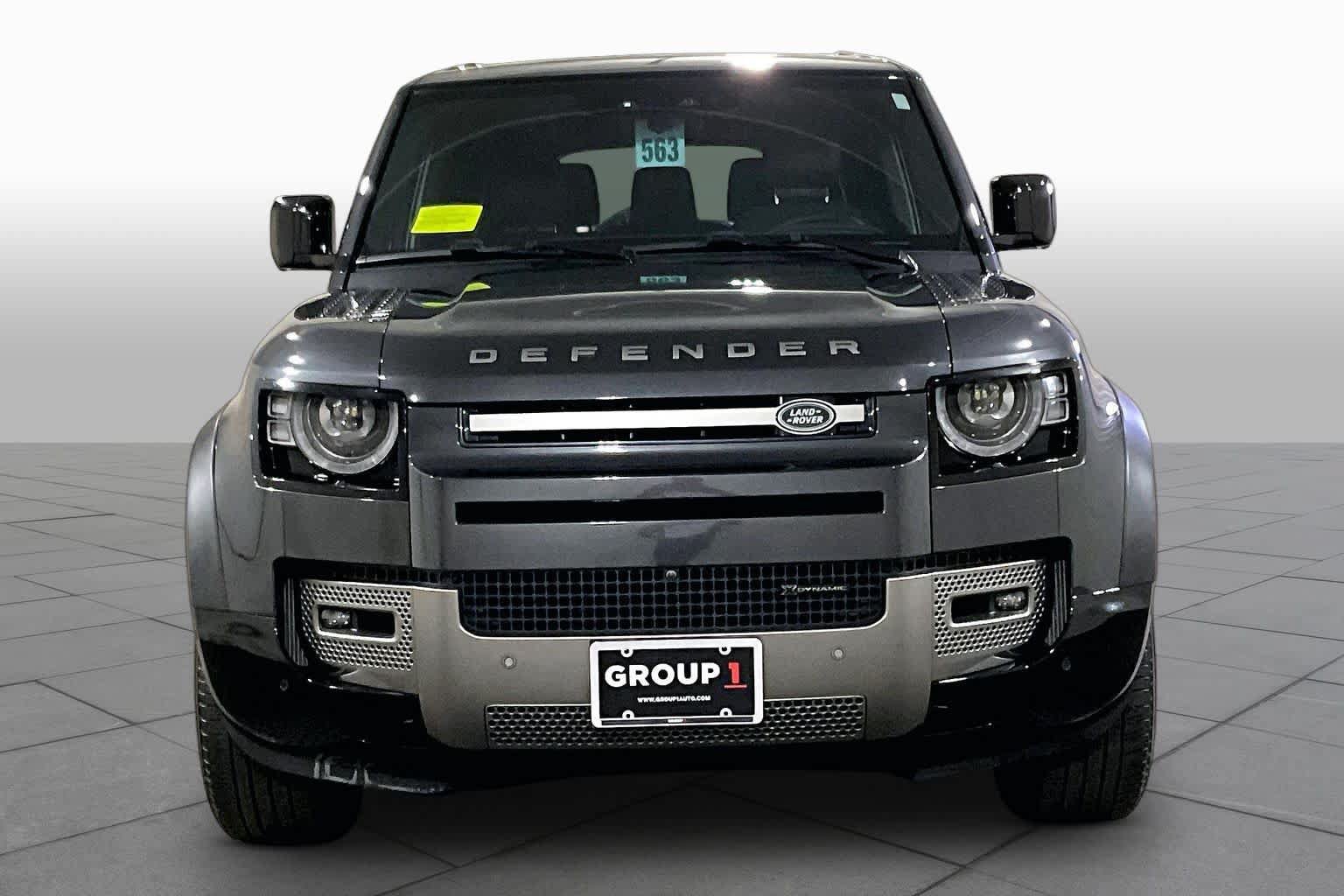Used 2023 Land Rover Defender 130 X-Dynamic SE AWD/4WD image 3