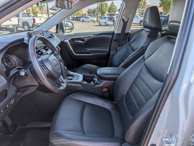 Used 2021 Toyota RAV4 XLE Premium AWD/4WD image 14