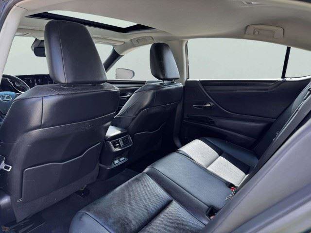 Used 2022 Lexus ES 250 w/ Premium Package AWD/4WD image 46