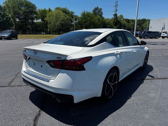 Certified 2023 Nissan Altima 2.5 SR FWD image 7