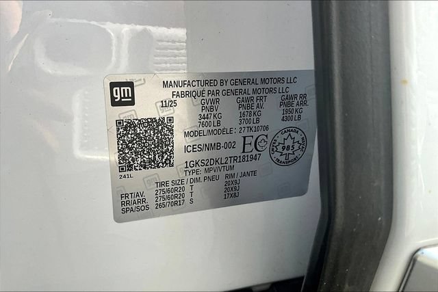 Used 2026 GMC Yukon Denali w/ Sun & Power Step Package AWD/4WD image 18