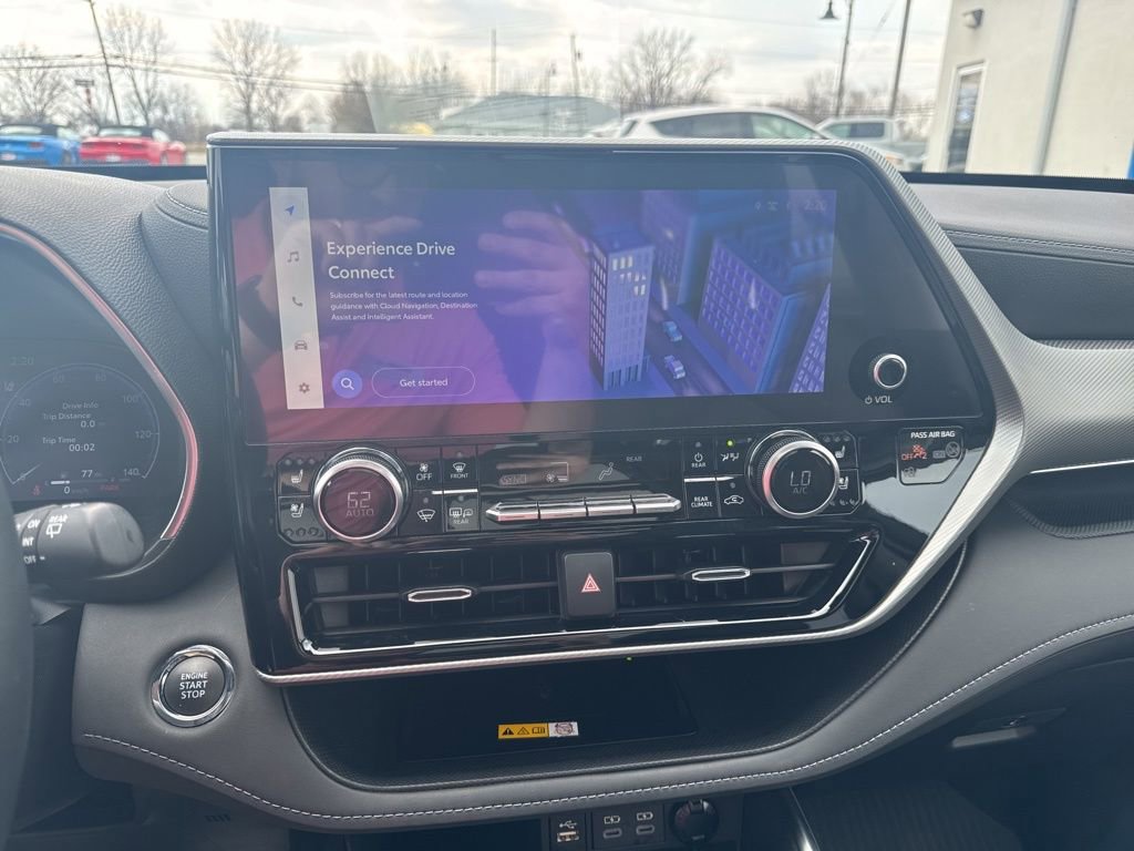 Used 2023 Toyota Highlander Platinum image 19