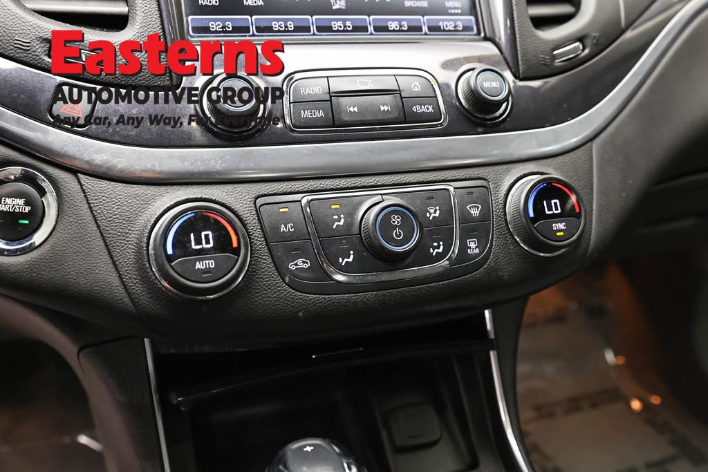 Used 2019 Chevrolet Impala LT FWD image 20