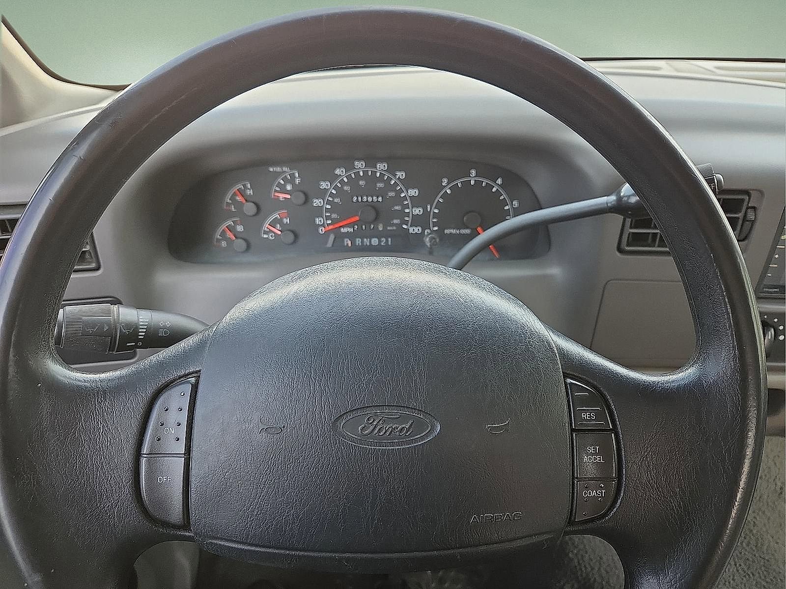 Used 2001 Ford F250 2WD SuperCab Super Duty image 24
