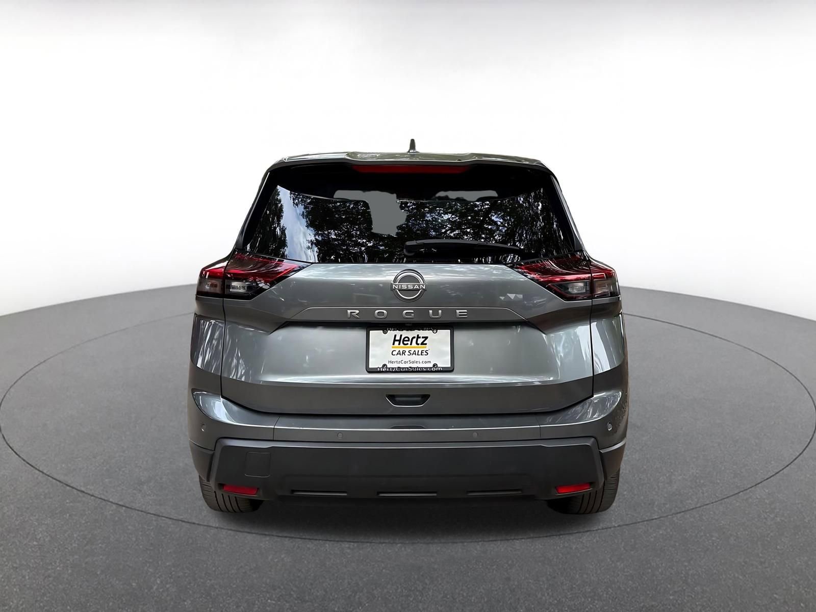 Used 2025 Nissan Rogue SV FWD image 6