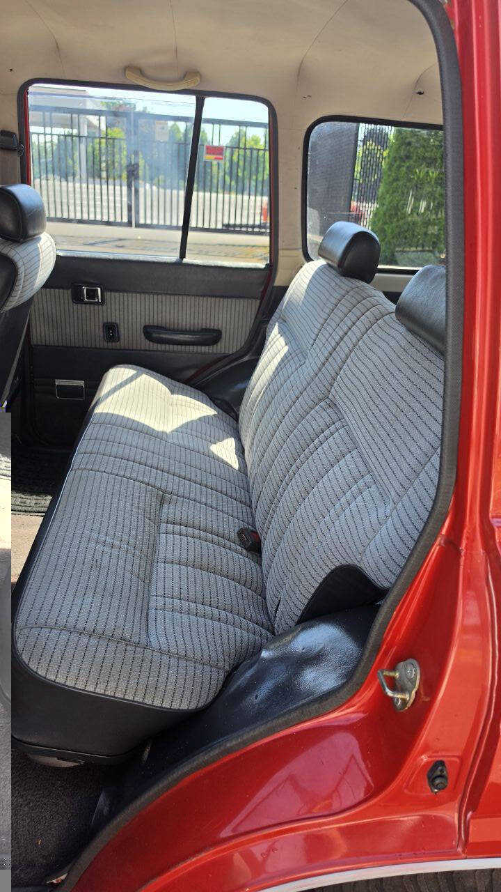 Used 1988 Toyota Land Cruiser AWD/4WD image 11