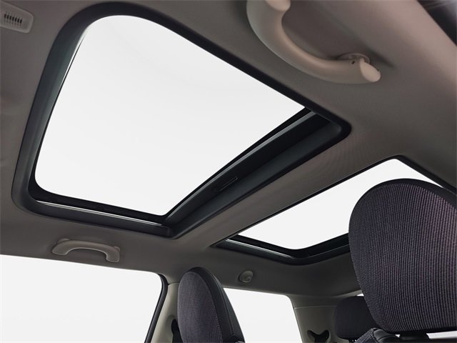 Certified 2025 MINI Cooper S image 25