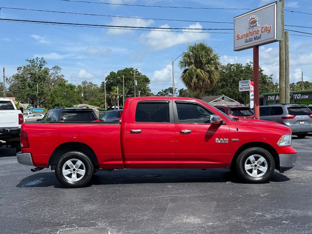Used 2017 RAM 1500 Classic SLT image 4