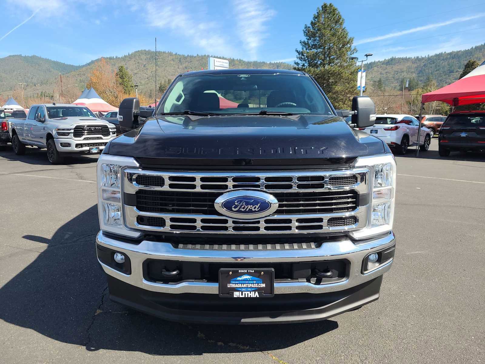 Used 2025 Ford F250 XLT w/ FX4 Off-Road Package image 14