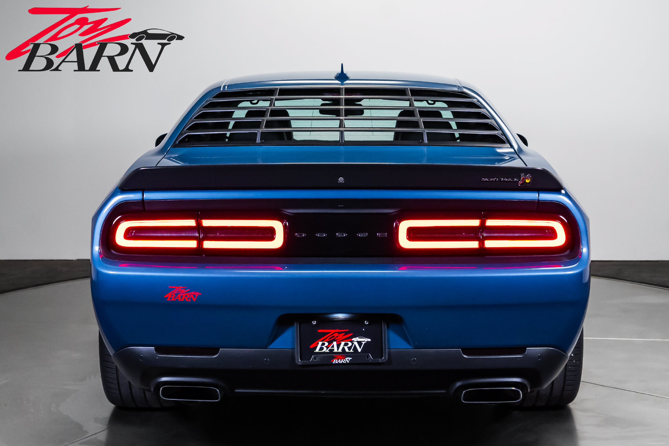 Used 2021 Dodge Challenger R/T Scat Pack RWD image 4