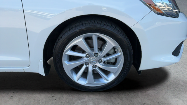 Used 2017 Acura ILX FWD image 26