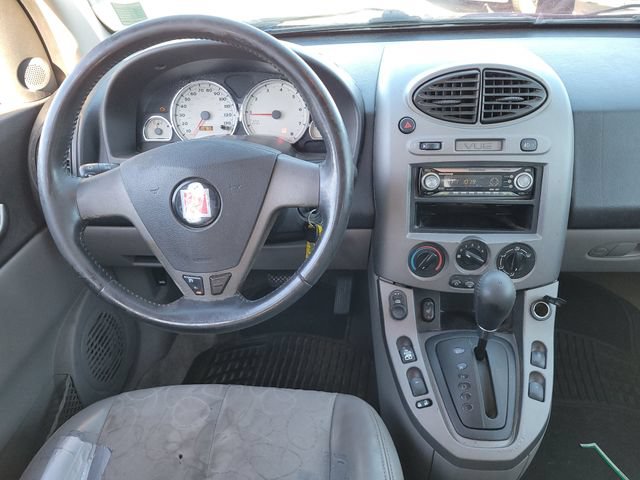 Used 2004 Saturn Vue AWD V6 w/ Comfort Pkg image 9