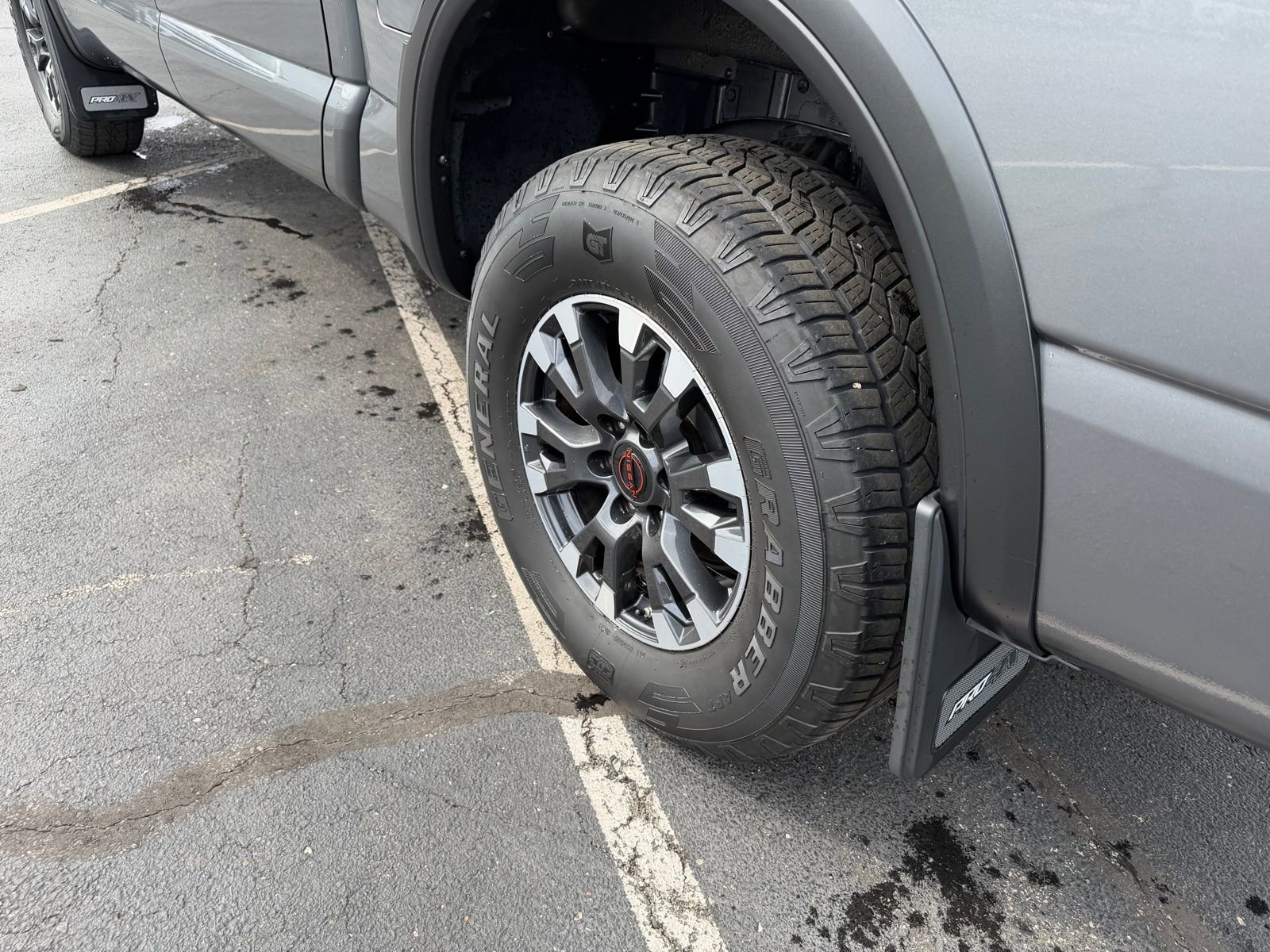 Used 2023 Nissan Titan PRO-4X w/ Pro-4x Utility Package image 10