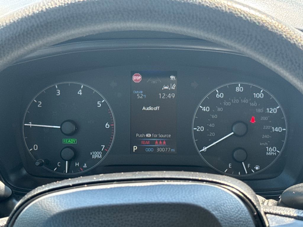 Used 2025 Toyota Corolla LE image 15