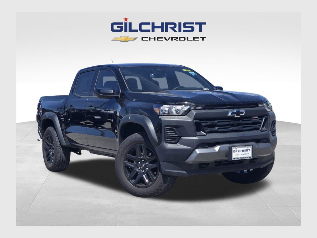 New 2025 Chevrolet Colorado Trail Boss w/ Midnight Edition