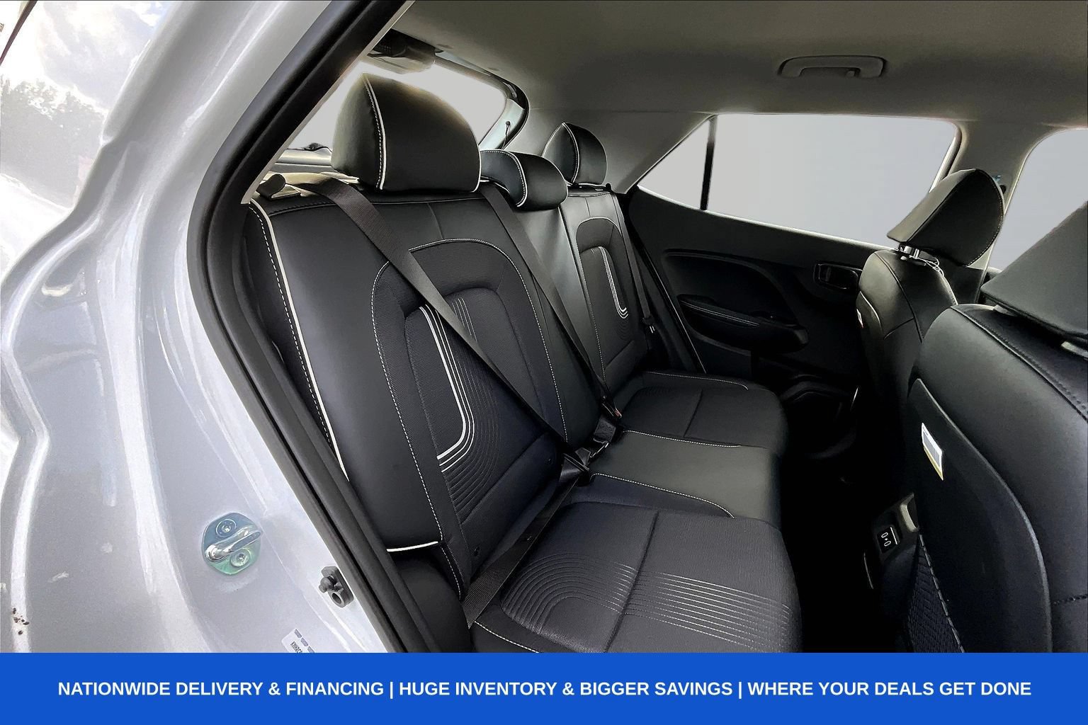 Used 2026 Hyundai Venue SEL FWD image 34