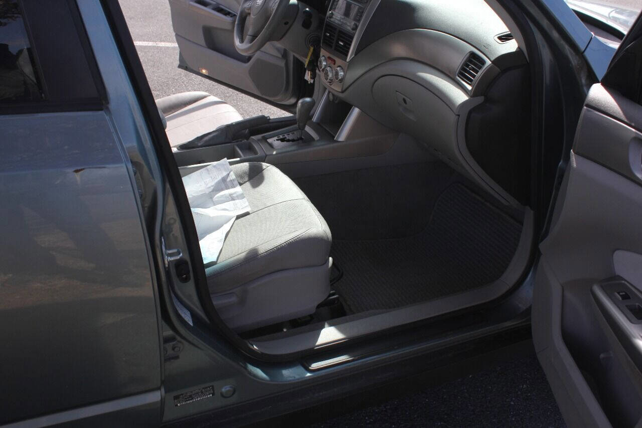 Used 2009 Subaru Forester 2.5X Limited image 11