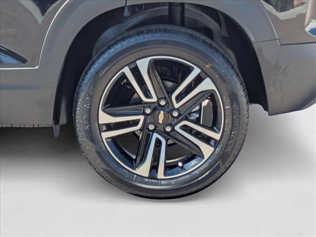 New 2025 Chevrolet TrailBlazer LT w/ LT Cold Weather Package AWD/4WD image 9
