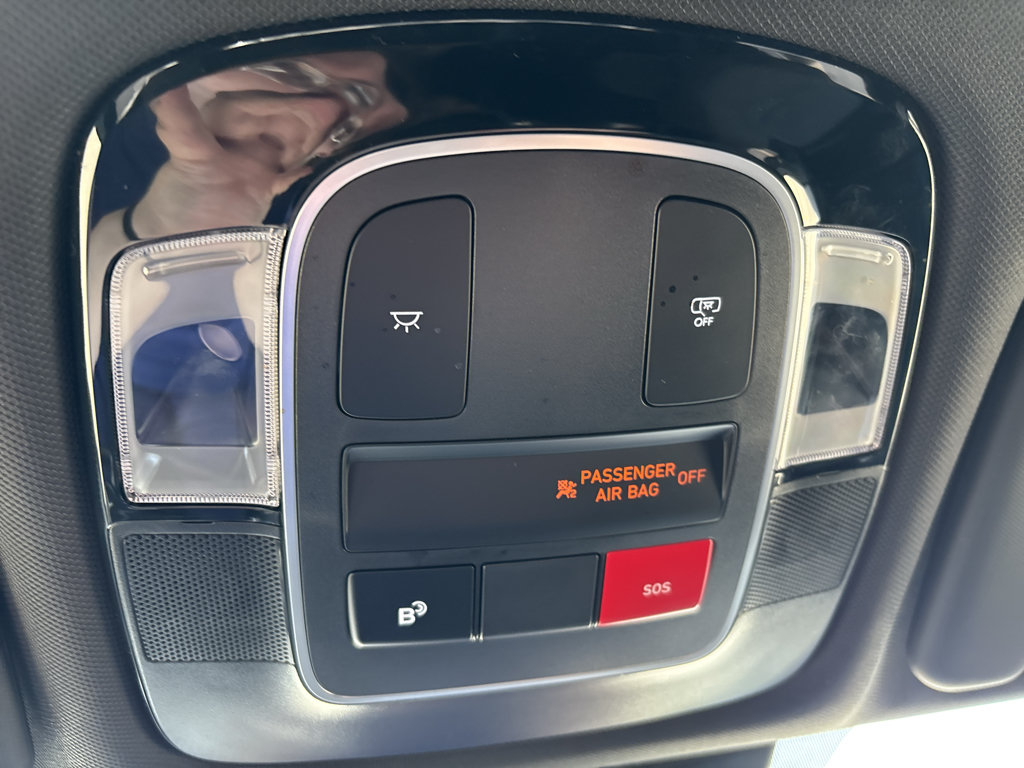 Certified 2025 Hyundai Santa Cruz SE AWD/4WD image 16