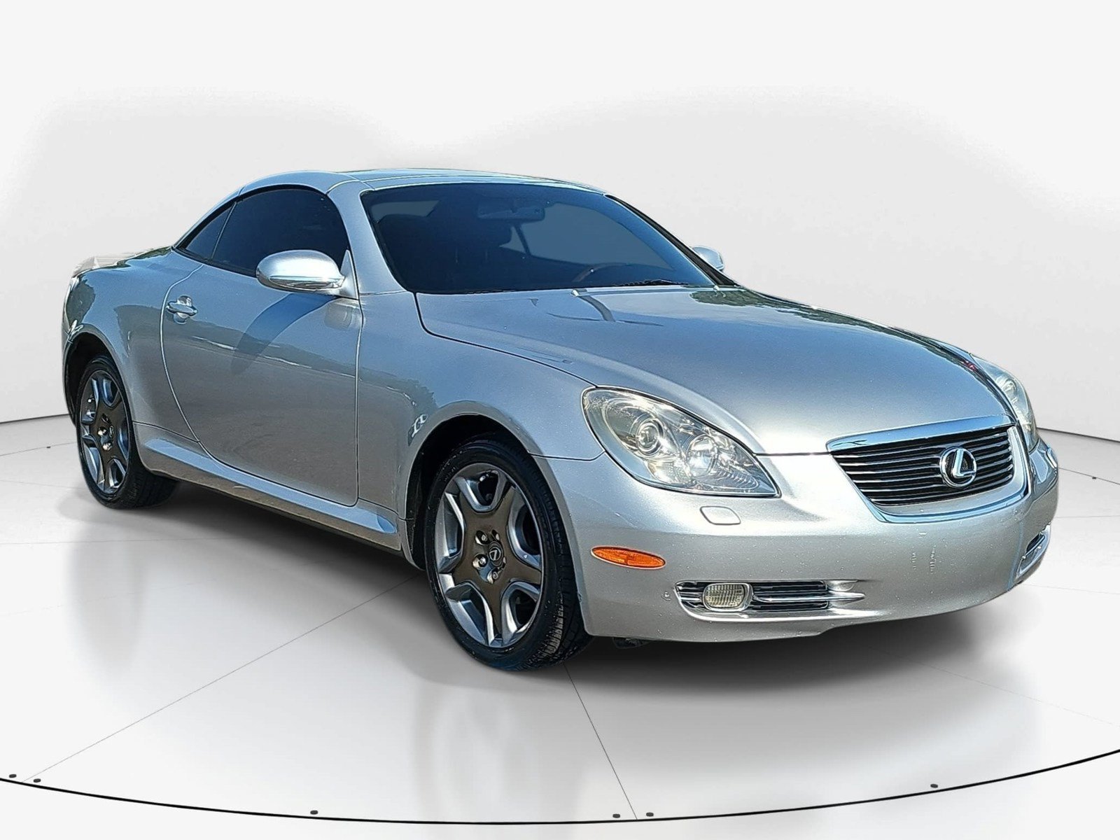 Used 2006 Lexus SC 430 Convertible RWD image 2