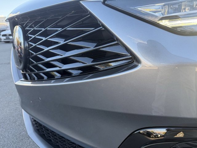 Used 2025 Acura MDX A-Spec image 12