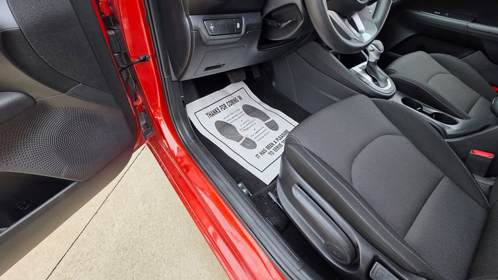 Used 2023 Kia Forte LXS image 23
