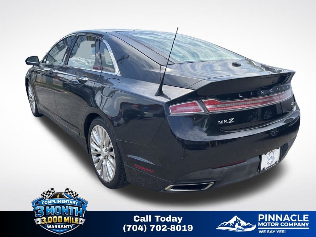 Used 2013 Lincoln MKZ FWD image 7