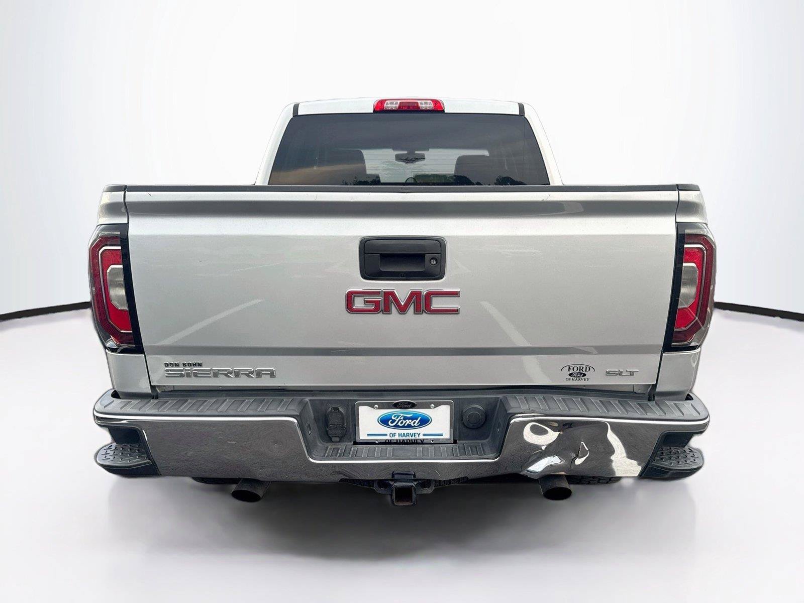 Used 2018 GMC Sierra 1500 SLT w/ Texas SLT Premium Package RWD image 4