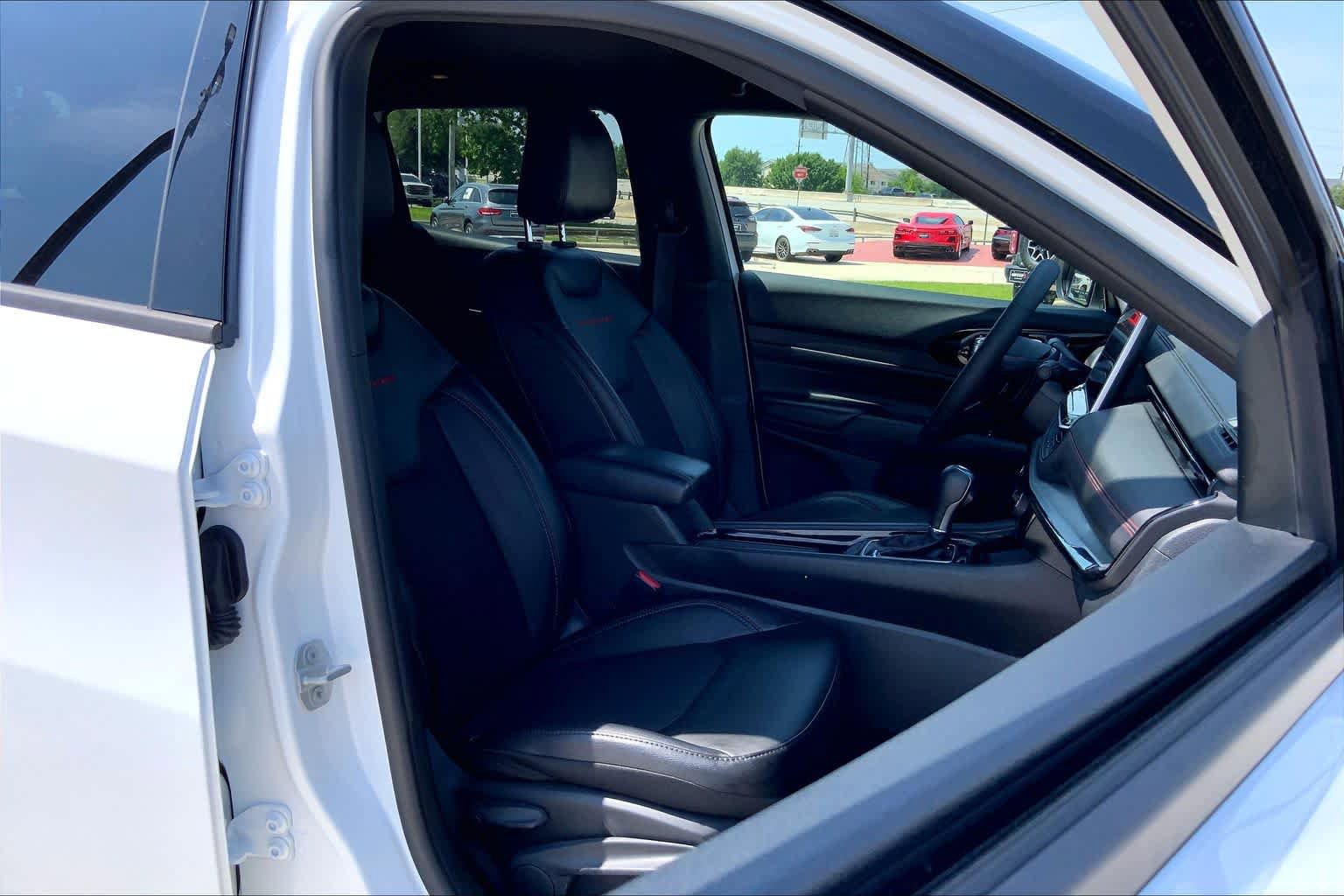 Used 2026 Jeep Compass Trailhawk AWD/4WD image 9