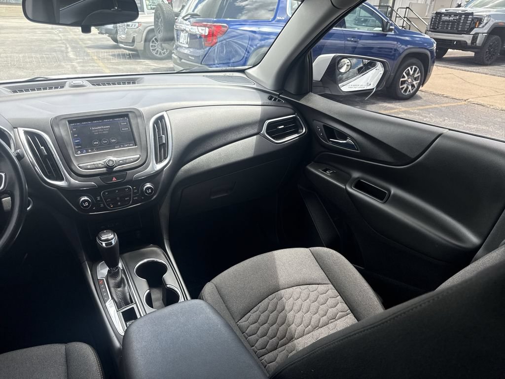 Certified 2020 Chevrolet Equinox LT w/ Driver Convenience Package FWD image 10