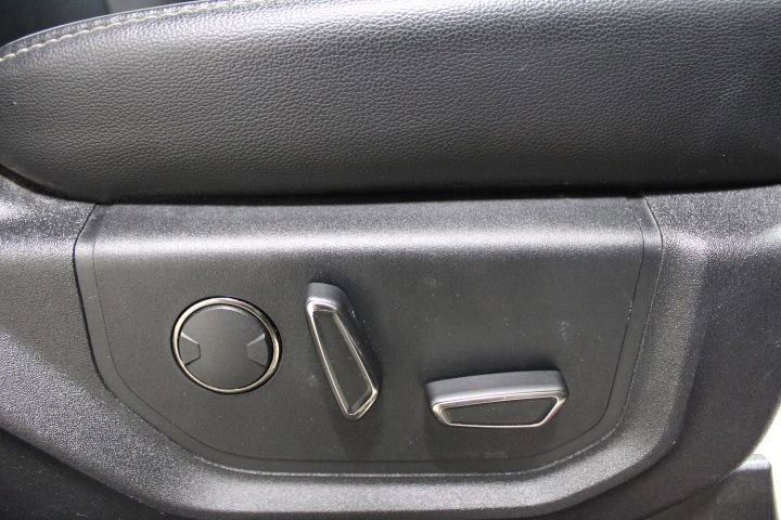 Used 2018 Ford F150 Raptor w/ Equipment Group 802A Luxury image 28