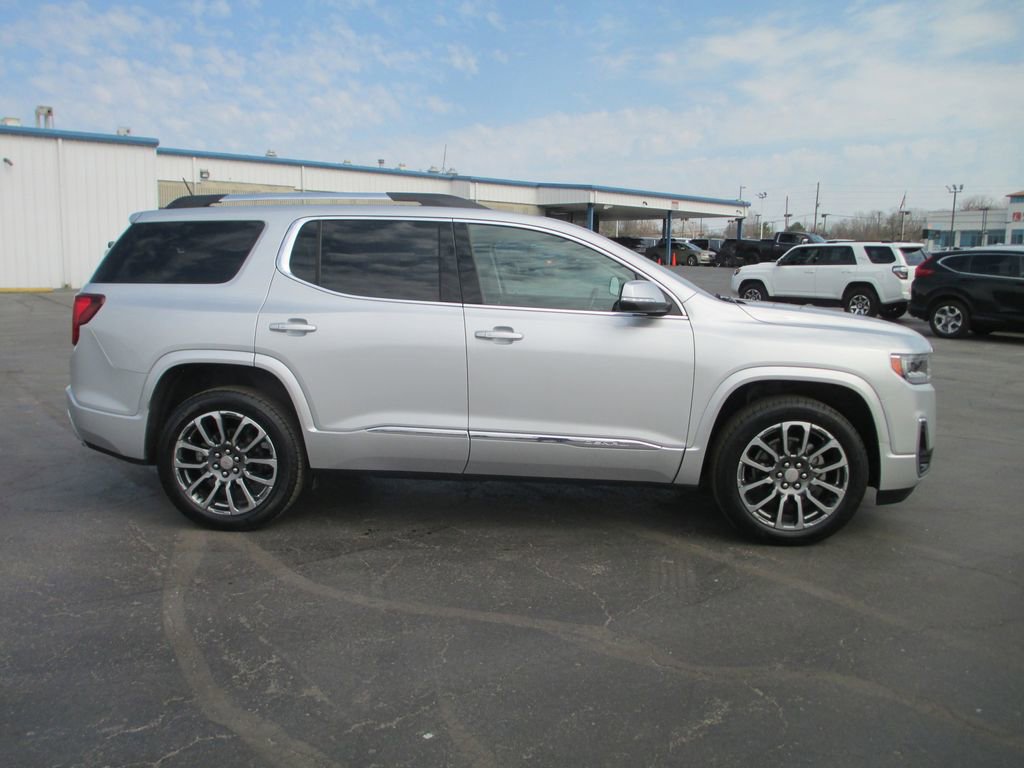 Used 2020 GMC Acadia Denali image 6