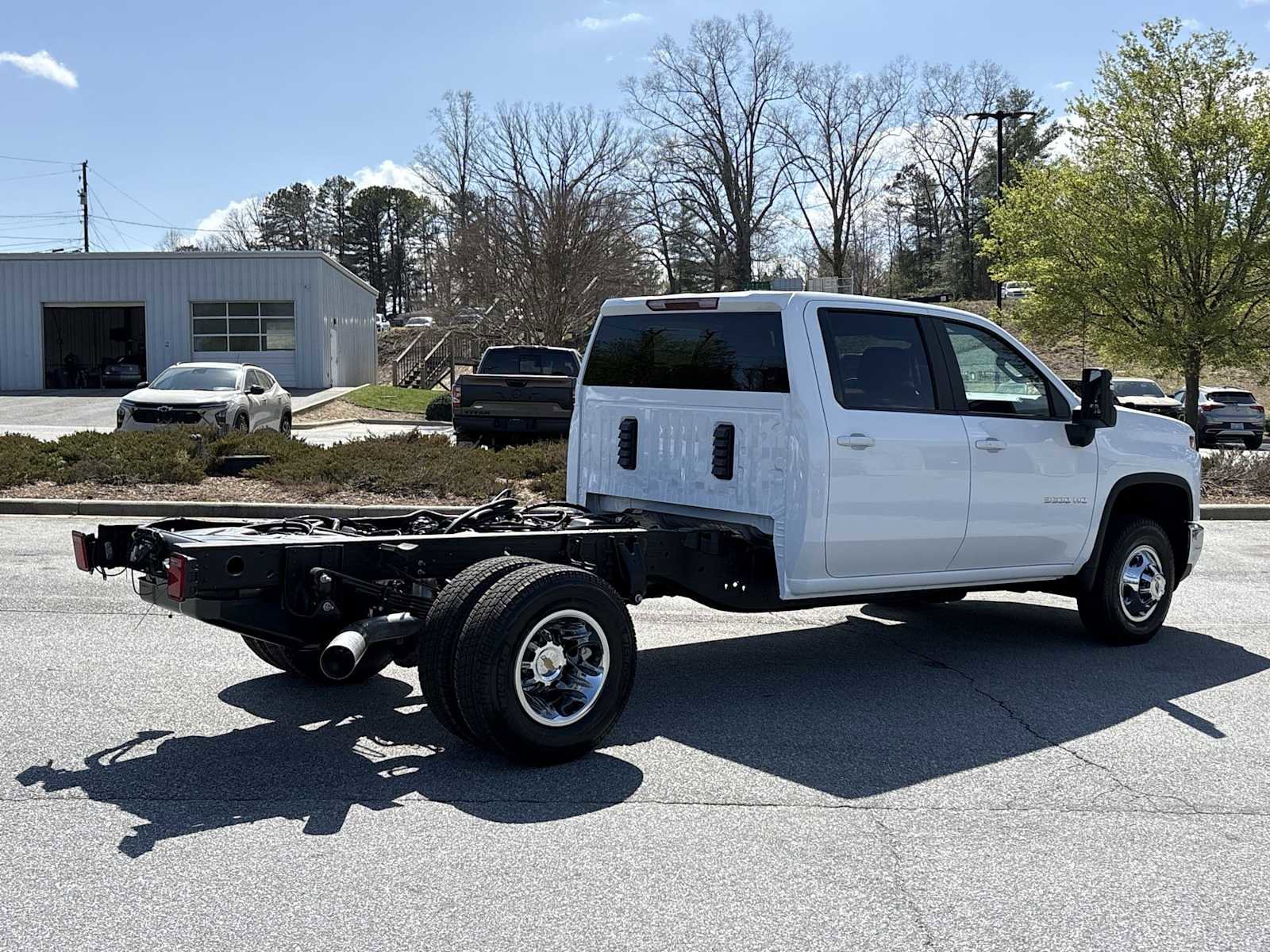 New 2026 Chevrolet Silverado 3500 LT RWD image 8