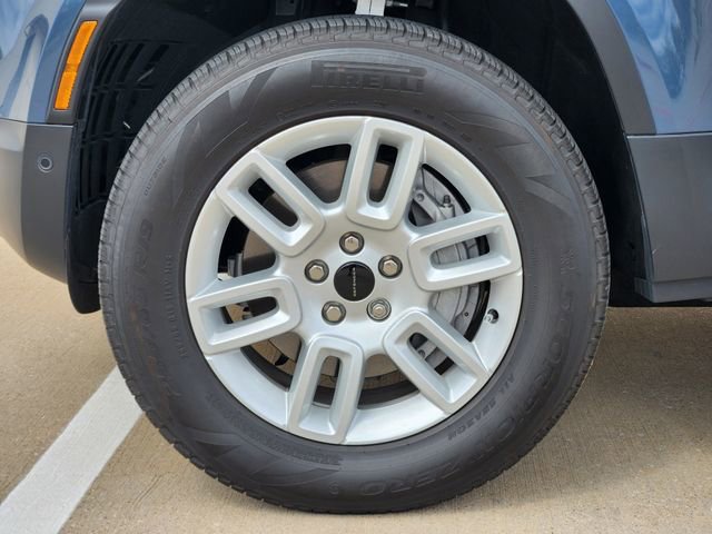 Used 2026 Land Rover Defender 110 S image 10