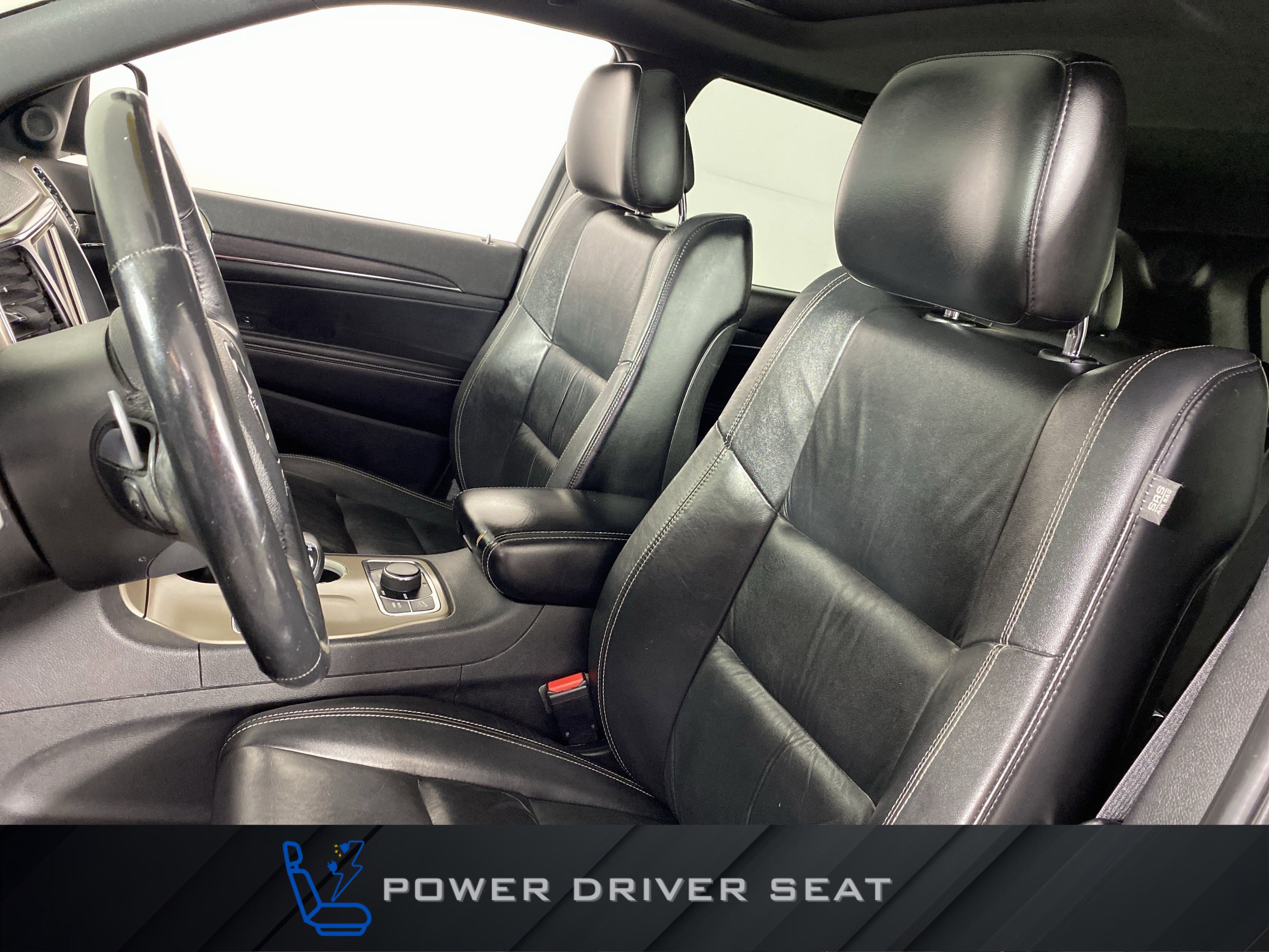 Used 2014 Jeep Grand Cherokee Limited w/ Trailer Tow Group IV AWD/4WD image 17