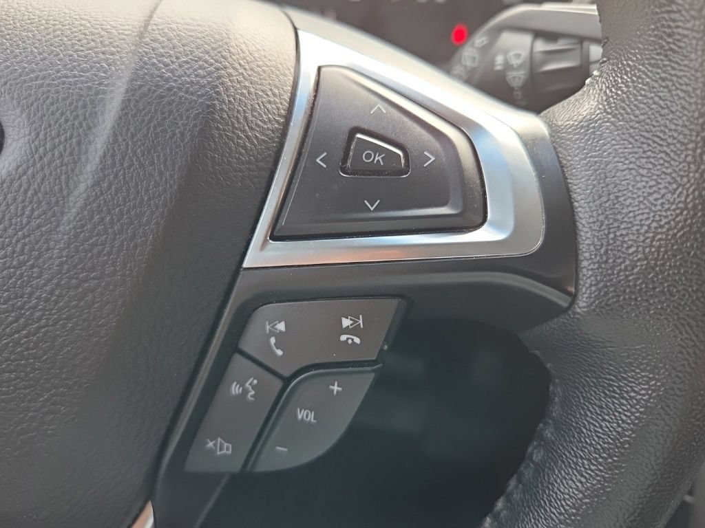 Used 2020 Ford Edge SEL w/ Convenience Package FWD image 26