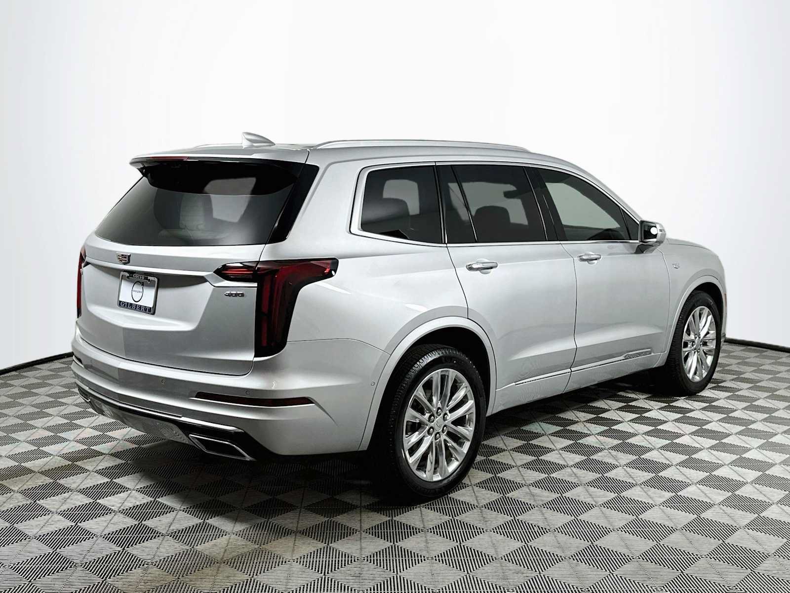Used 2020 Cadillac XT6 Premium Luxury FWD image 7