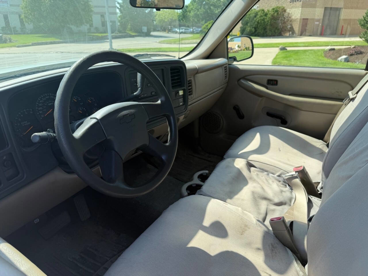 Used 2005 Chevrolet Silverado 2500 W/T RWD image 8