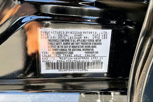 New 2027 Nissan Sentra SR w/ SR Premium Package FWD image 6