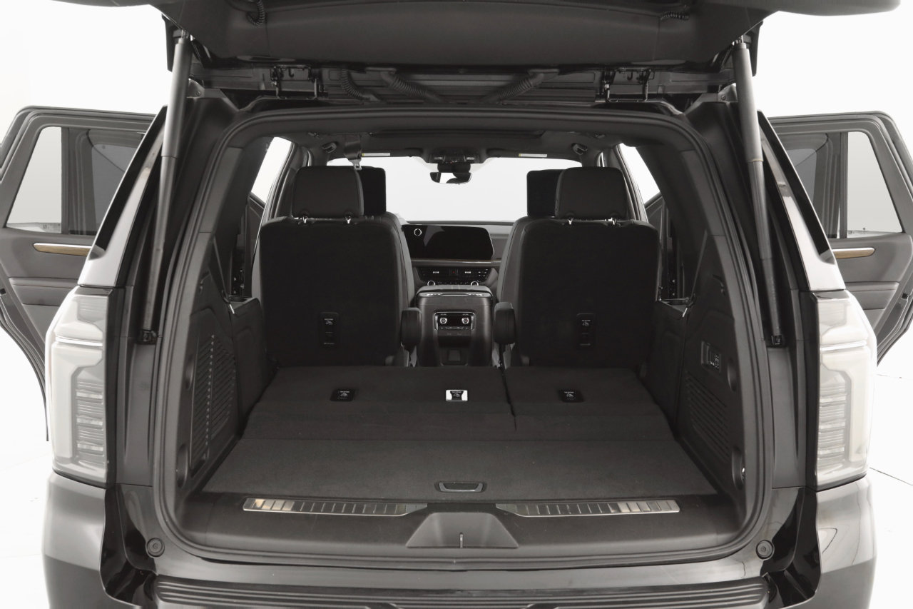 Used 2025 Chevrolet Tahoe High Country image 23