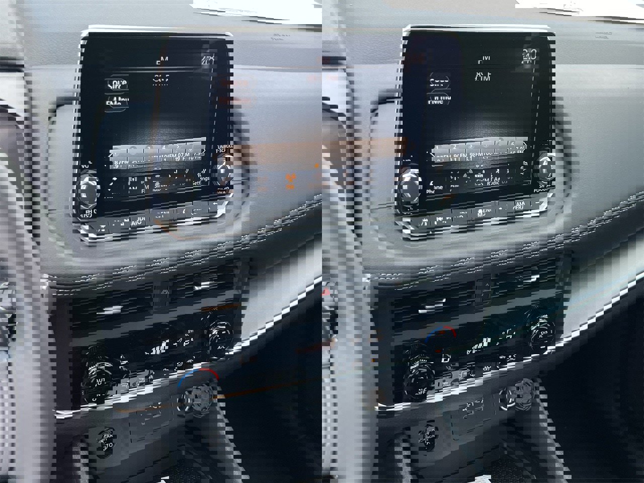 New 2026 Nissan Rogue SV image 10