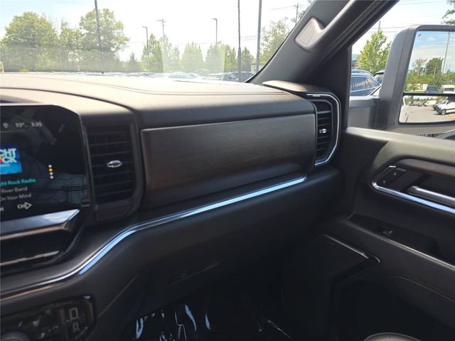Used 2024 Chevrolet Silverado 2500 High Country w/ Technology Package AWD/4WD image 24