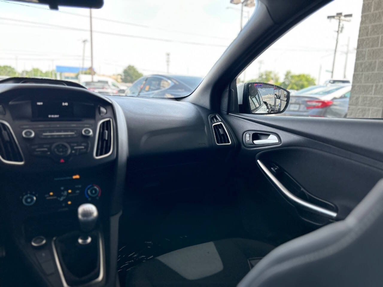 Used 2017 Ford Focus ST FWD image 64